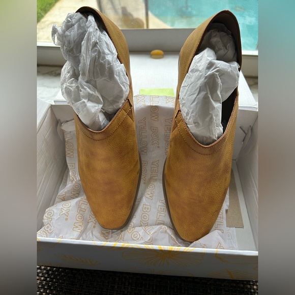 NEW Yellowbox Booties, 9 - Picture 3 of 9